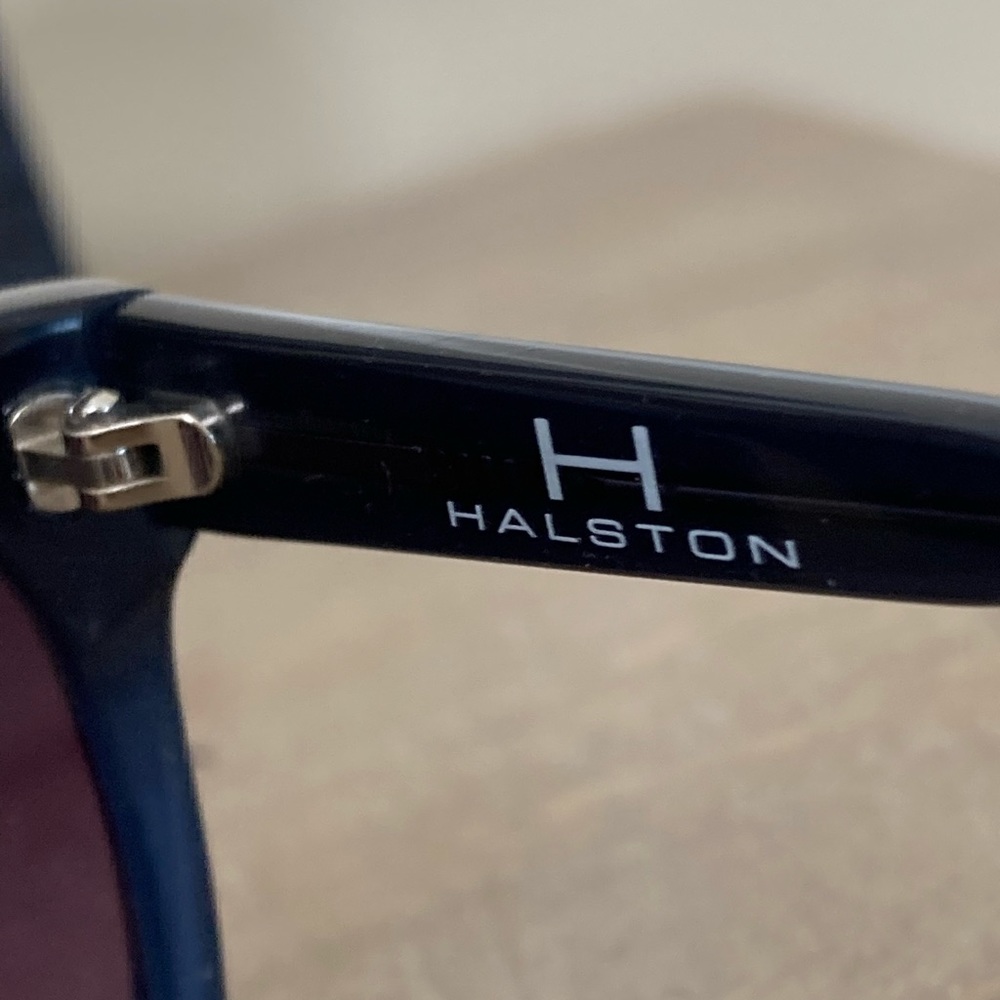 Authentic Halston Cat Eye Blue Suglasses - Picture 5 of 8